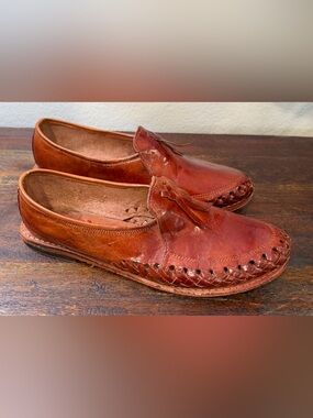 Luciano Huaraches Men's Size 9